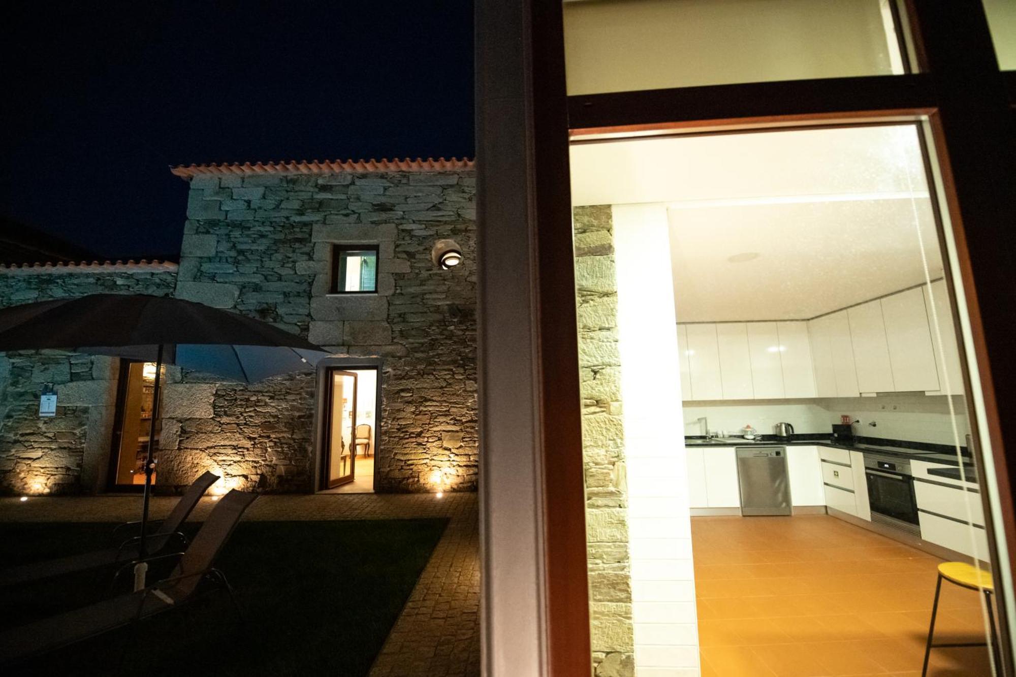 Casa De Tras-o-muro * Vila Real