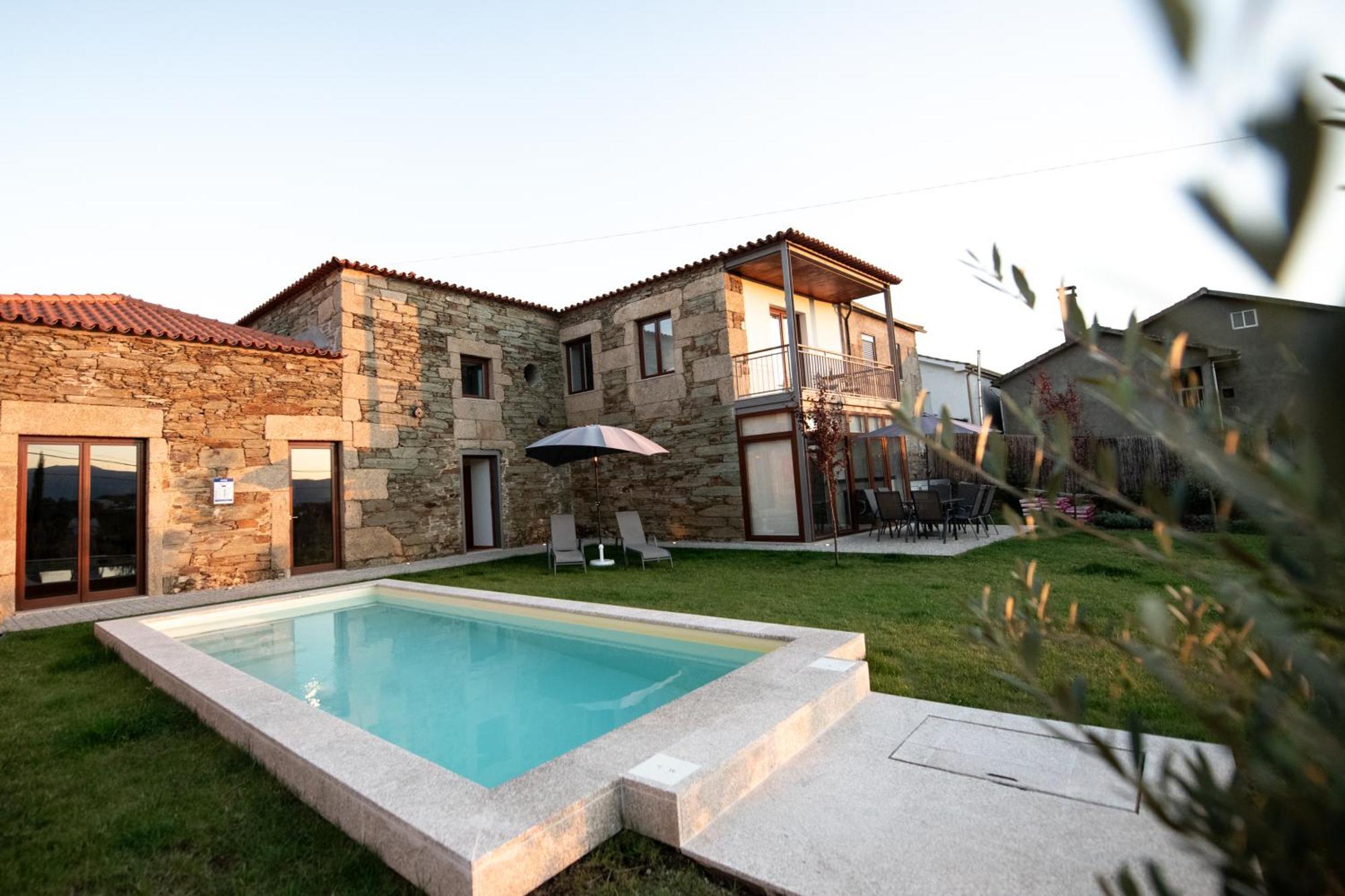 Casa De Tras-o-muro *