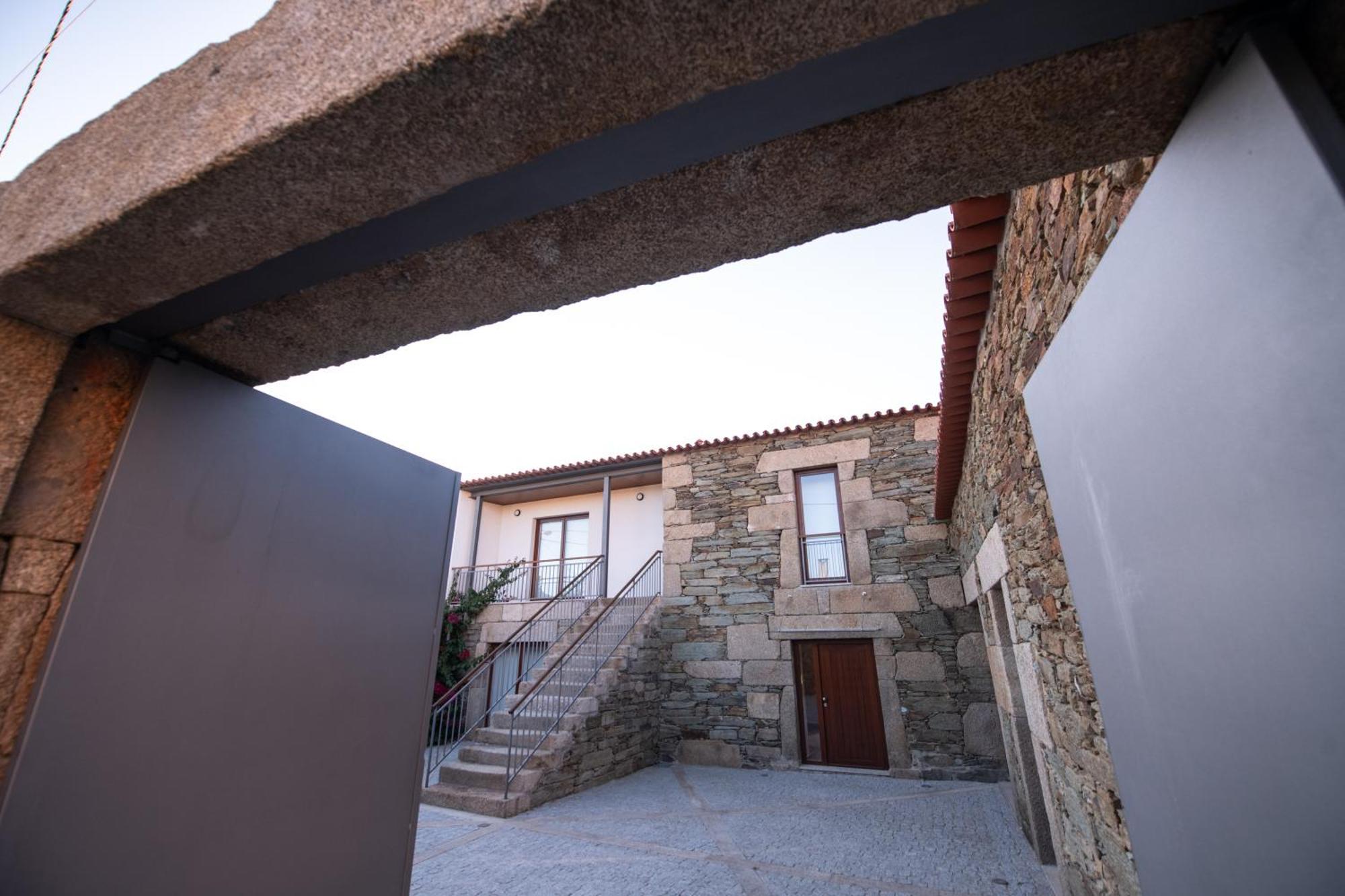 Casa De Tras-o-muro *